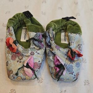 Goody Kids Floral Slippers - Green and Floral Multicolor Child XS